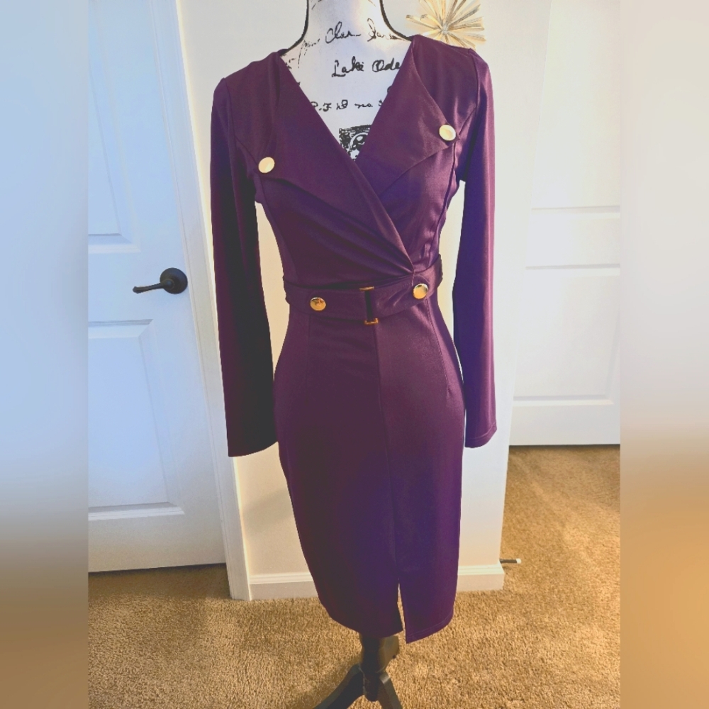 Fashion Mia ~ V-Neck, Gold Button Detail Dress